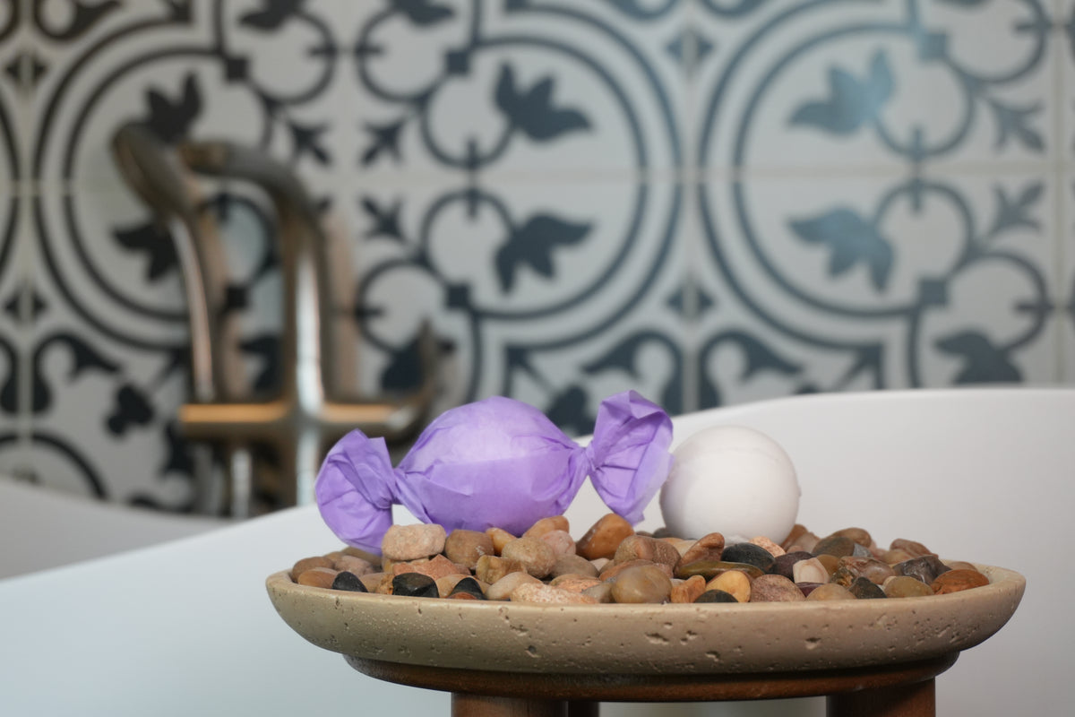 Lilac Bath Bomb