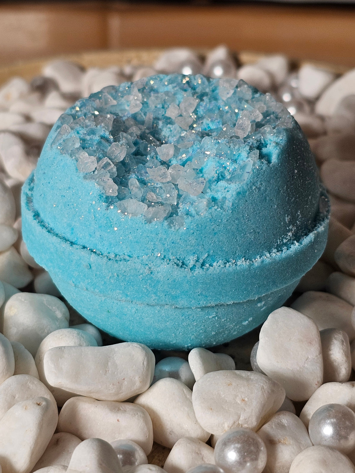 Aquamarine Geode Mega Bath Bomb