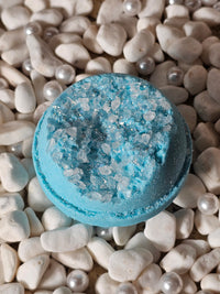 Aquamarine Geode Mega Bath Bomb