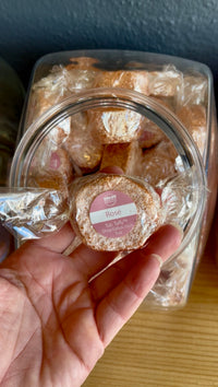 Rosé Tub Taffy