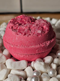 Ruby Geode Mega Bath Bomb