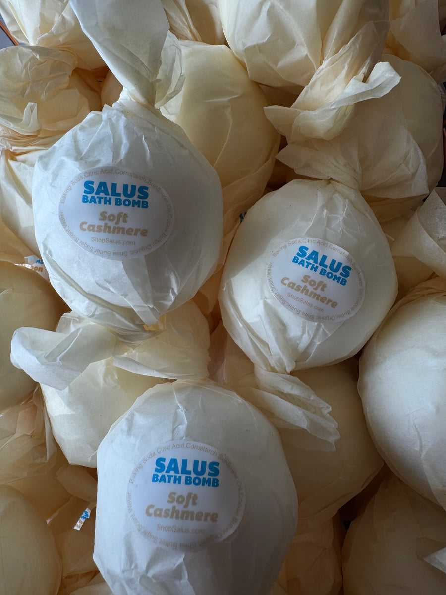 Soft Cashmere Bath Bomb